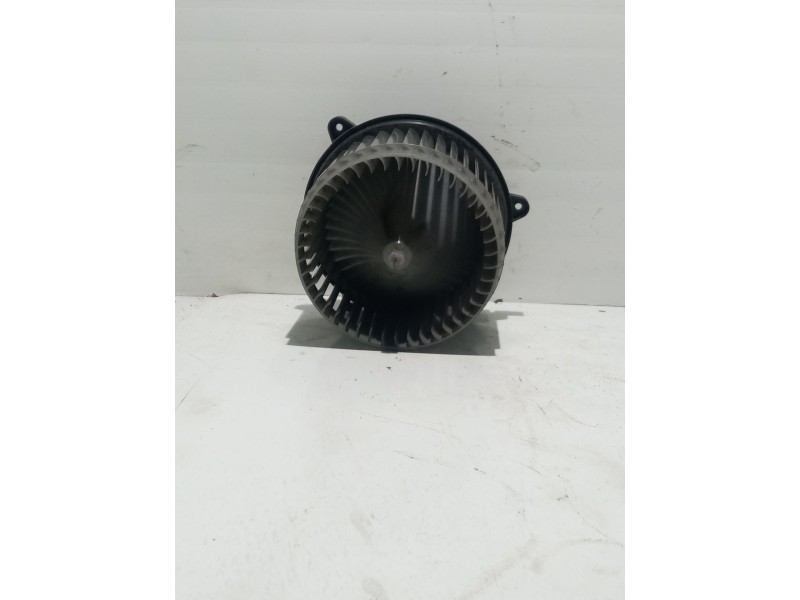 Recambio de motor calefaccion para opel insignia berlina 2.0 cdti cat referencia OEM IAM 5242673401  