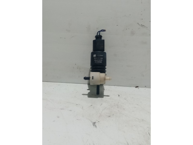 Recambio de bomba limpia para opel insignia berlina 2.0 cdti cat referencia OEM IAM 13250357  