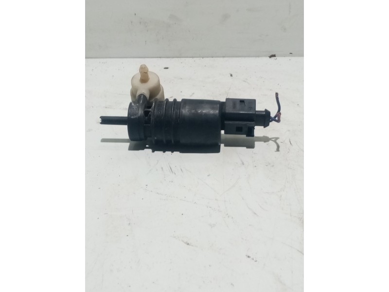 Recambio de bomba limpia para opel insignia berlina 2.0 cdti cat referencia OEM IAM 13250357  