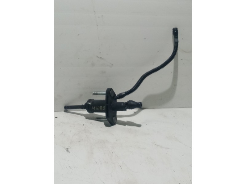 Recambio de bombin embrague para opel insignia berlina 2.0 cdti cat referencia OEM IAM 55561915  