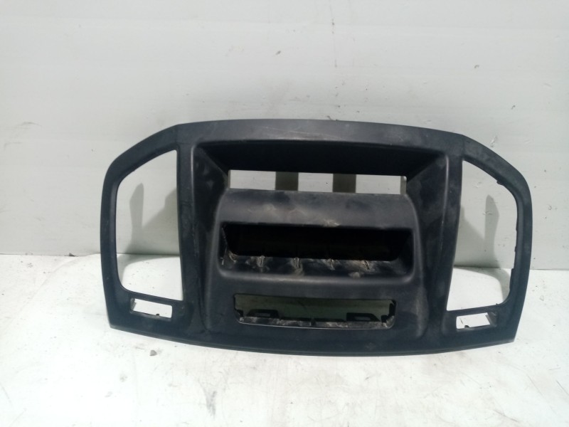 Recambio de moldura para opel insignia berlina 2.0 cdti cat referencia OEM IAM 13274792  