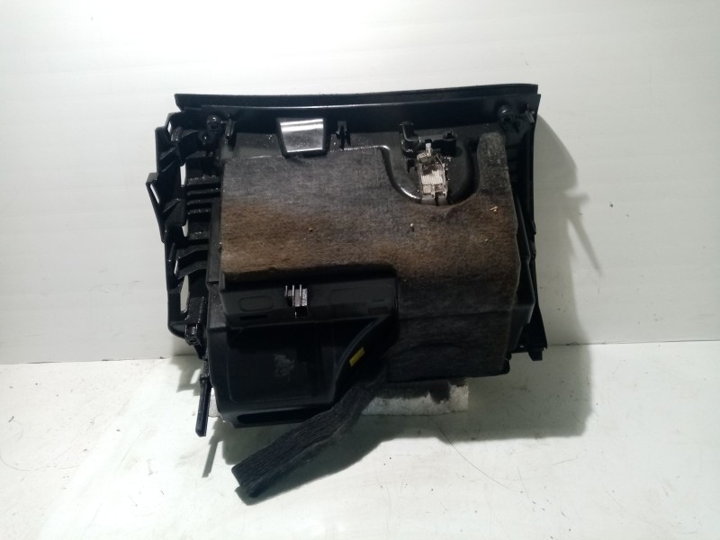 Recambio de guantera para opel insignia berlina 2.0 cdti cat referencia OEM IAM 112076  7209843