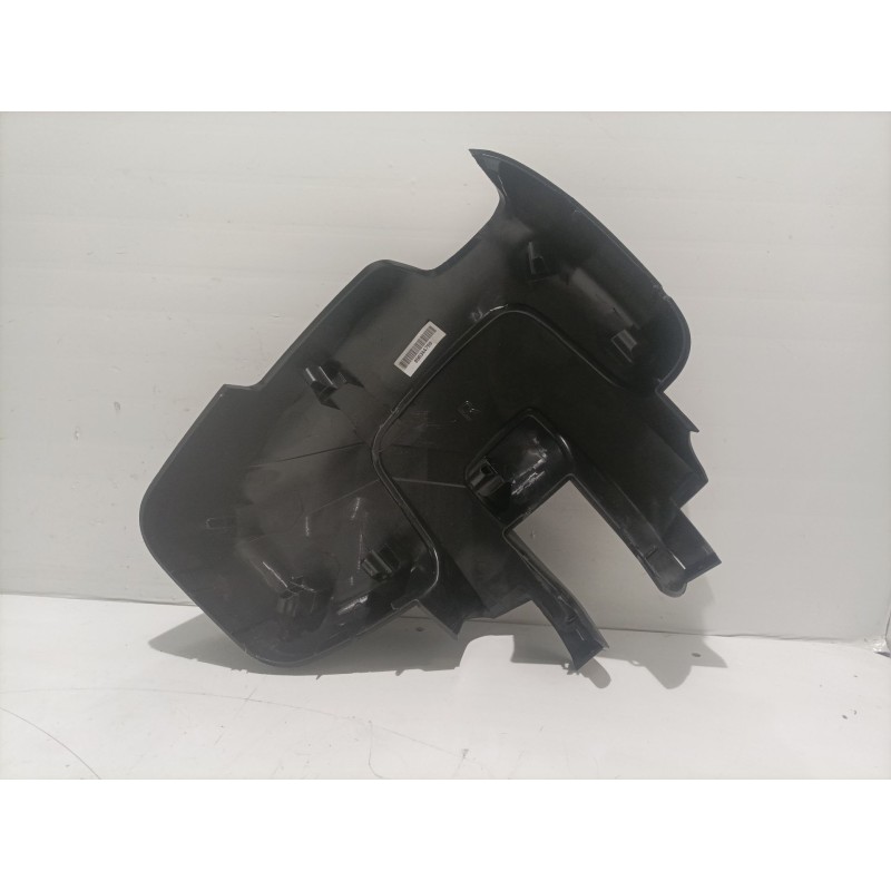 Recambio de carenado delantero derecho para iveco daily furgón referencia OEM IAM 41421402  