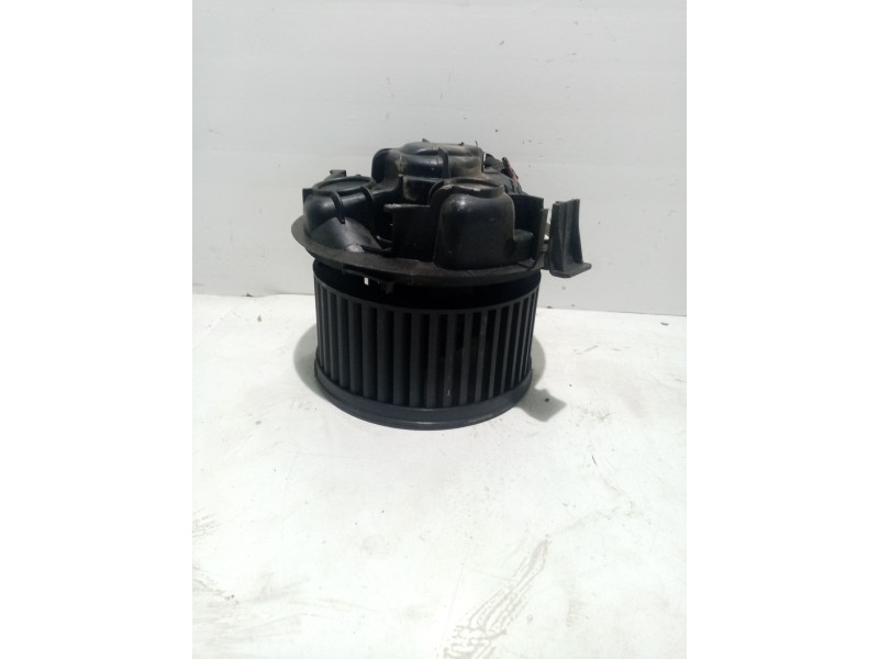 Recambio de motor calefaccion para nissan micra (k12e) 1.2 cat referencia OEM IAM F667217D  