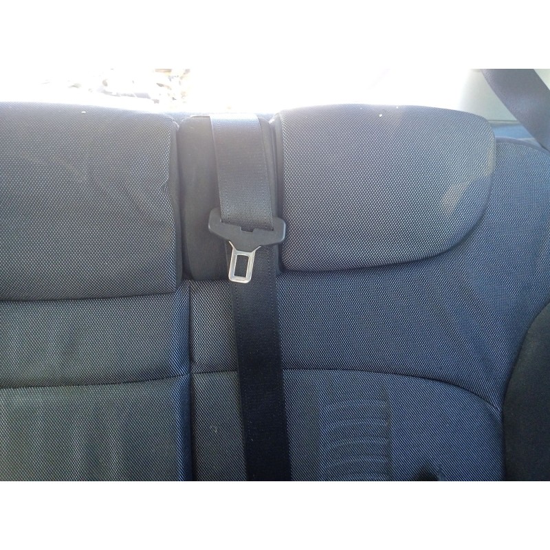 Recambio de cinturon seguridad trasero central para fiat stilo (192_) 1.4 16v (192axh1b, 192bxh1b) referencia OEM IAM 184676680 