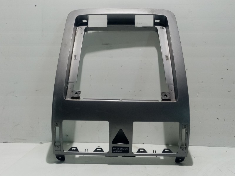 Recambio de mascara central de salpicadero para volkswagen touran (1t2) 1.9 tdi referencia OEM IAM 251030347  