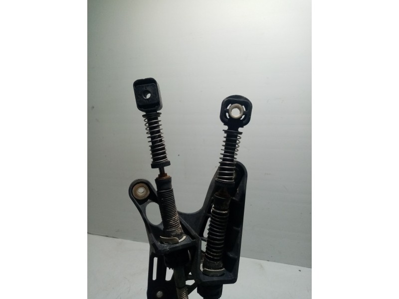 Recambio de varillaje cambio para volkswagen touran (1t2) 1.9 tdi referencia OEM IAM 1T0711266M  1T0711265M