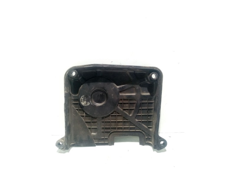 Recambio de tapa distribucion para hyundai coupe (gk) 1.6 16v cat referencia OEM IAM 2136026002  