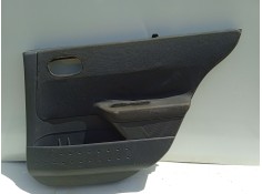 Recambio de guarnecido puerta trasera derecha para renault megane ii station wagon (km0/1_) 1.9 dci referencia OEM IAM 820015161