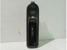 Recambio de mando elevalunas trasero derecho para renault megane ii station wagon (km0/1_) 1.9 dci referencia OEM IAM 156013870 