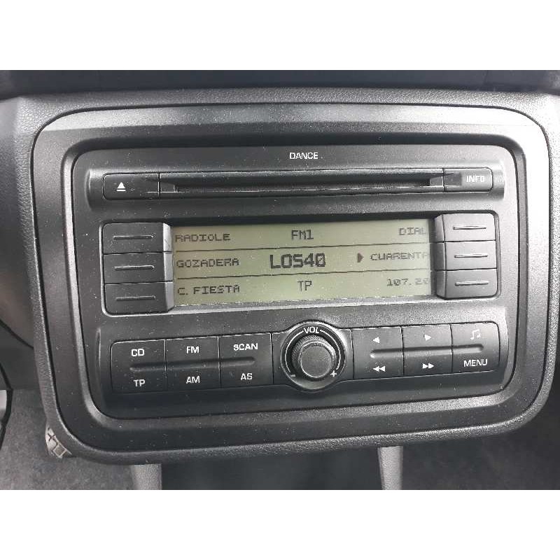 Recambio de sistema audio / radio cd para skoda fabia (5j2 ) 1.2 referencia OEM IAM 5J0035161A SKZAZ4H7528447 