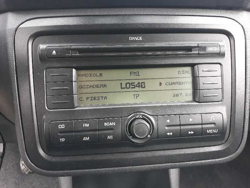 Recambio de sistema audio / radio cd para skoda fabia (5j2 ) 1.2 referencia OEM IAM 5J0035161A SKZAZ4H7528447 