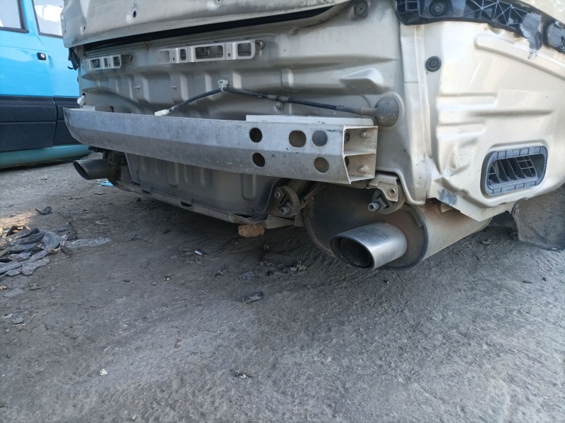 Recambio de tubo escape trasero para lexus is ii (_e2_) 250 (gse20) referencia OEM IAM   