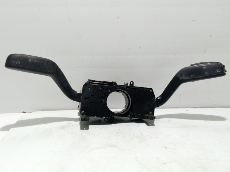 Recambio de mando limpia para skoda fabia (5j2 ) 1.2 referencia OEM IAM 204143ATW  