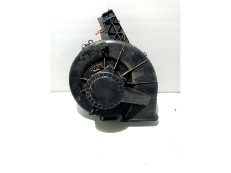 Recambio de motor calefaccion para skoda fabia (5j2 ) 1.2 referencia OEM IAM 601819015  
