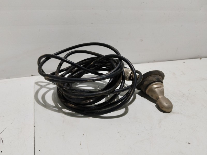 Recambio de base de antena para nissan terrano (wd21) referencia OEM IAM   