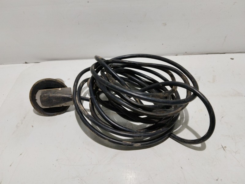 Recambio de base de antena para nissan terrano (wd21) referencia OEM IAM   