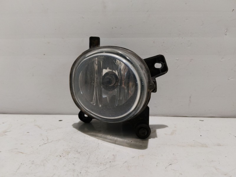 Recambio de faro antiniebla derecho para volkswagen passat cc (357) referencia OEM IAM 8T0941700  