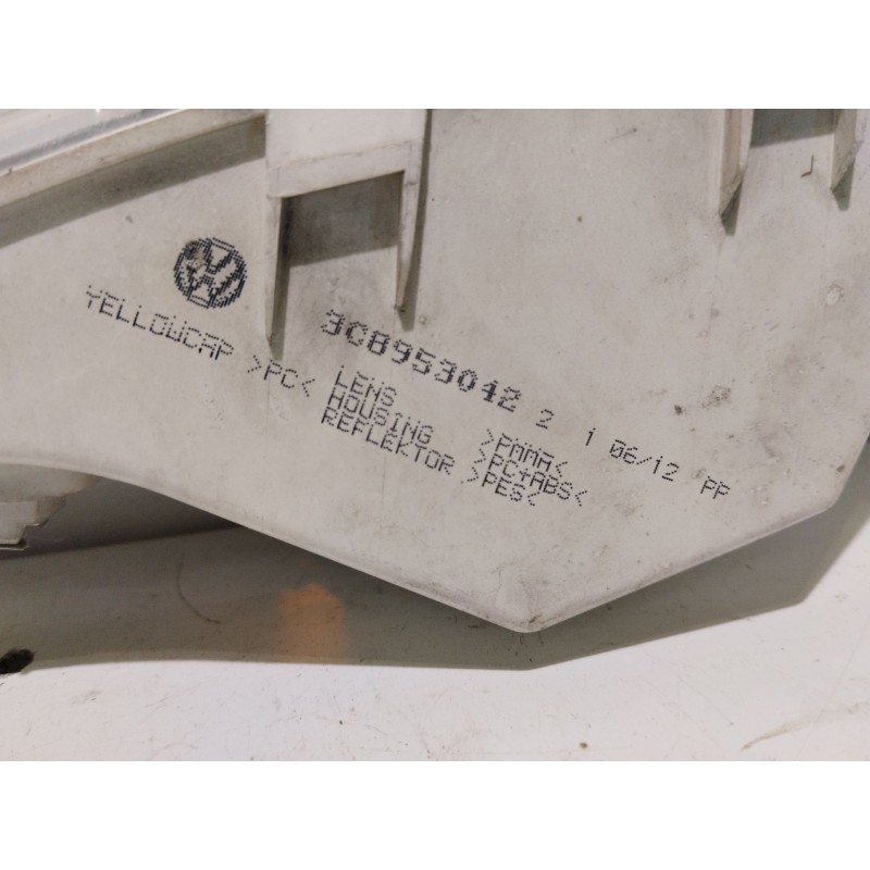 Recambio de piloto delantero derecho para volkswagen passat cc (357) referencia OEM IAM 3C8953042  