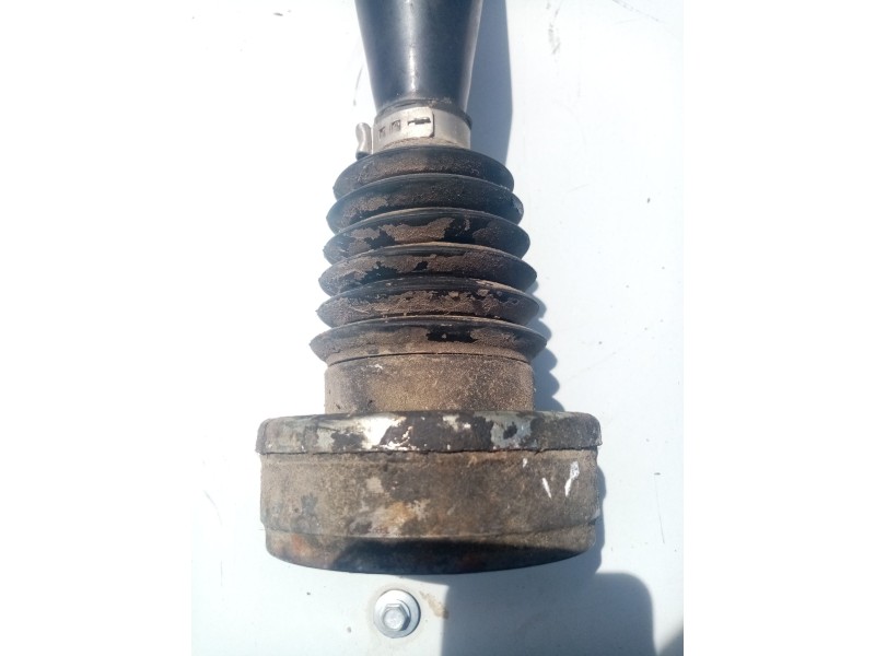 Recambio de transmision delantera derecha para skoda fabia (5j2 ) 1.2 referencia OEM IAM 6Q0407272BD  