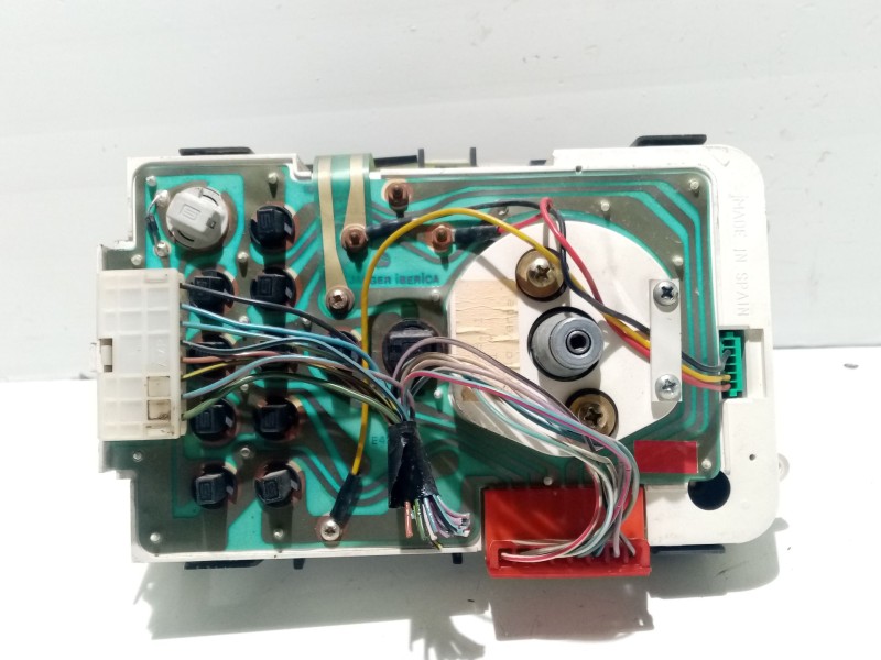 Recambio de cuadro instrumentos para seat marbella 0.9 cat referencia OEM IAM 99870301  