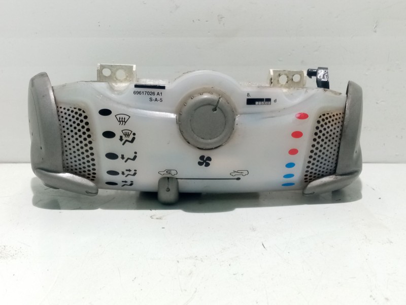 Recambio de mando calefaccion / aire acondicionado para peugeot 107 urban referencia OEM IAM 559000H040  