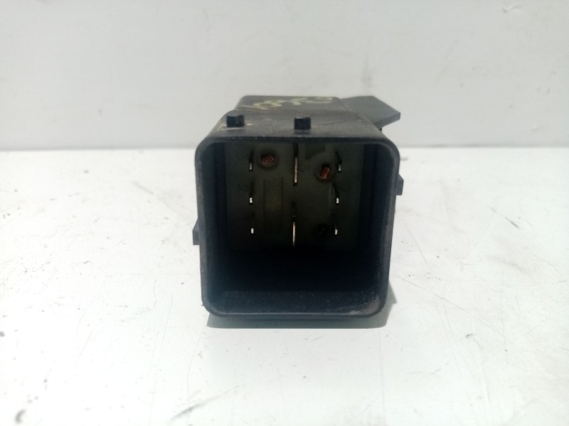 Recambio de rele para peugeot 107 urban referencia OEM IAM 9640469680  