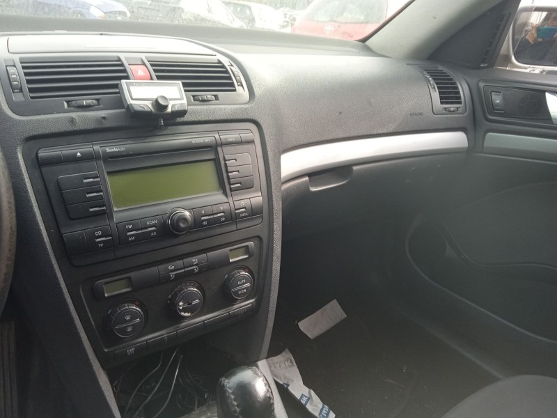 skoda octavia ii (1z3) del año 2006