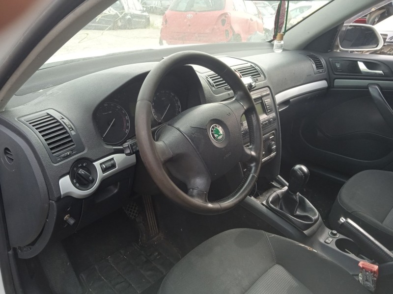 skoda octavia ii (1z3) del año 2006