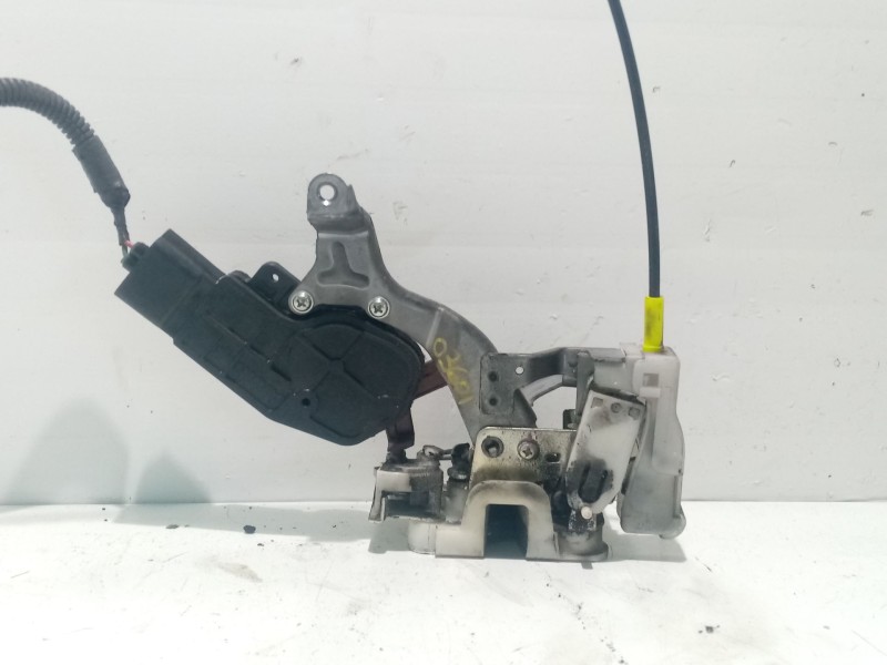 Recambio de cerradura puerta delantera derecha para peugeot 107 urban referencia OEM IAM 9136T9  