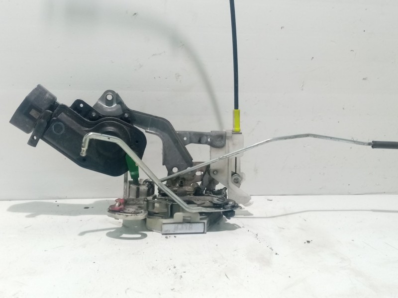 Recambio de cerradura puerta trasera izquierda para peugeot 107 urban referencia OEM IAM 9137F4  