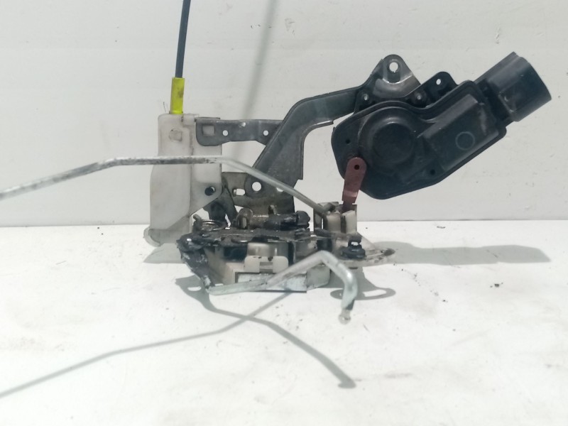 Recambio de cerradura puerta trasera derecha para peugeot 107 urban referencia OEM IAM 9138G7  