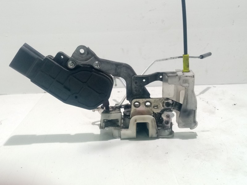 Recambio de cerradura puerta trasera derecha para peugeot 107 urban referencia OEM IAM 9138G7  