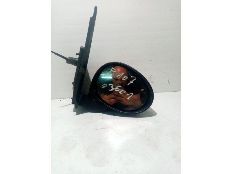 Recambio de retrovisor derecho para peugeot 107 urban referencia OEM IAM 8153YS  