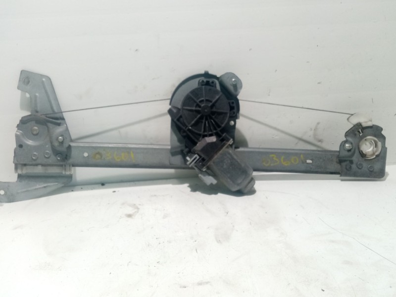 Recambio de elevalunas delantero izquierdo para peugeot 107 urban referencia OEM IAM 9221T8  