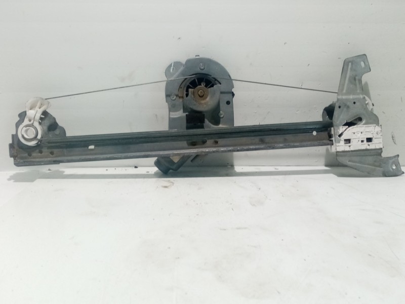 Recambio de elevalunas delantero izquierdo para peugeot 107 urban referencia OEM IAM 9221T8  