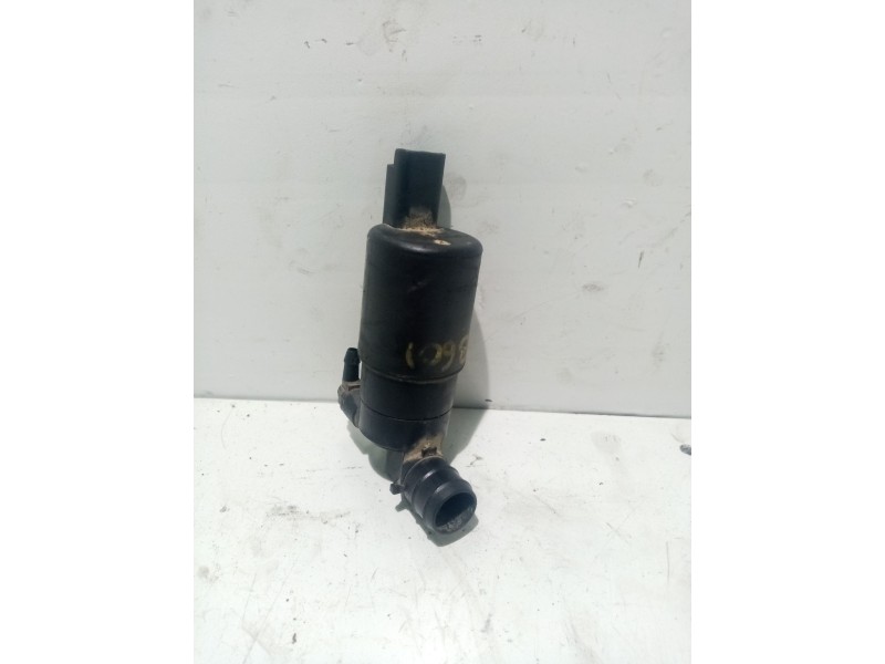 Recambio de bomba limpia para peugeot 107 urban referencia OEM IAM 643476  8200031805