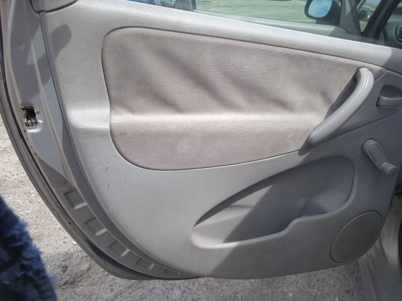 citroën xsara picasso (n68) del año 2004