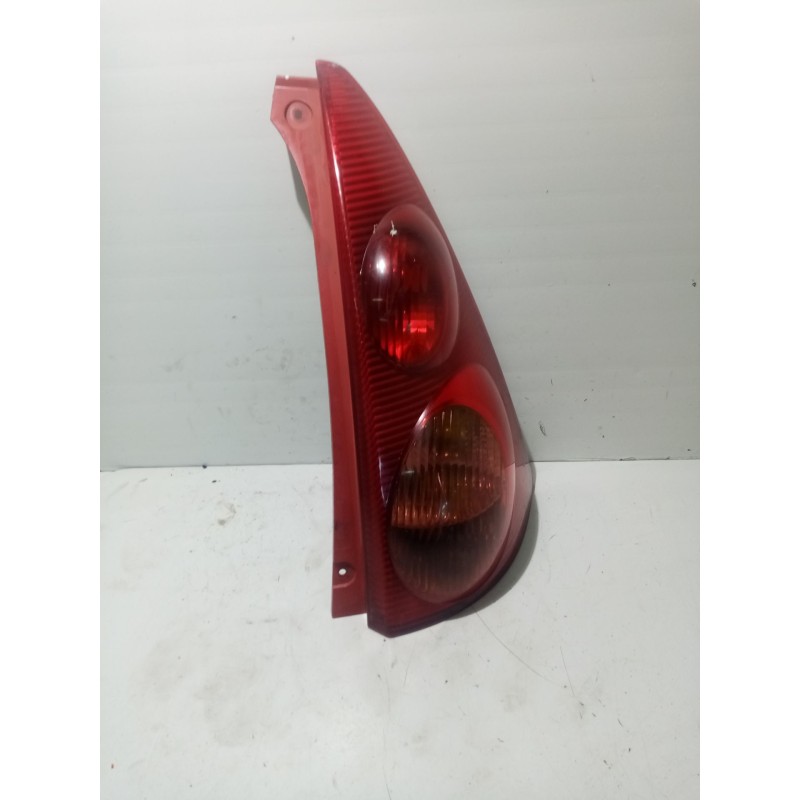 Recambio de piloto trasero derecho para peugeot 107 urban referencia OEM IAM 6351X6  