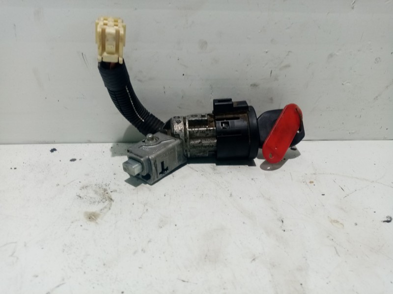 Recambio de conmutador de arranque para peugeot 107 urban referencia OEM IAM N0501477  