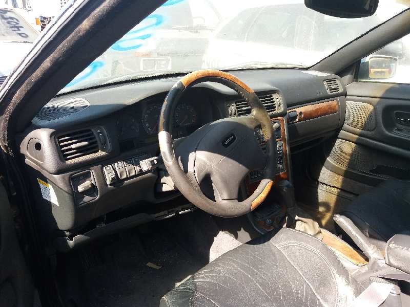 volvo c 70 coupe    |   0.97 - 0.02 | 1997 - 2002 del año 1997