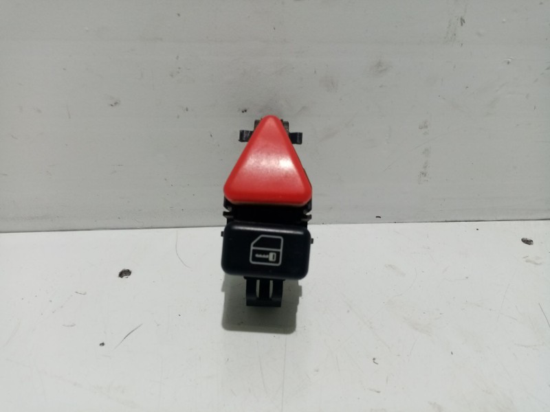 Recambio de warning para mercedes-benz clase a (w168) 140 (168.031) referencia OEM IAM A1688201210  