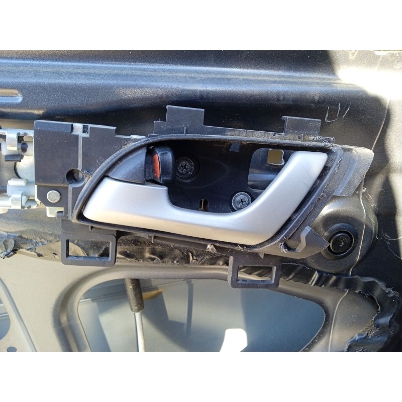 Recambio de maneta interior trasera izquierda para honda accord viii station wagon (cw) 2.2 i-dtec (cw3) referencia OEM IAM 7266