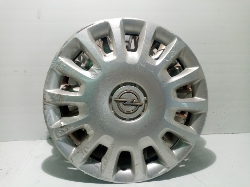Recambio de tapacubos para opel corsa d referencia OEM IAM 13211852  
