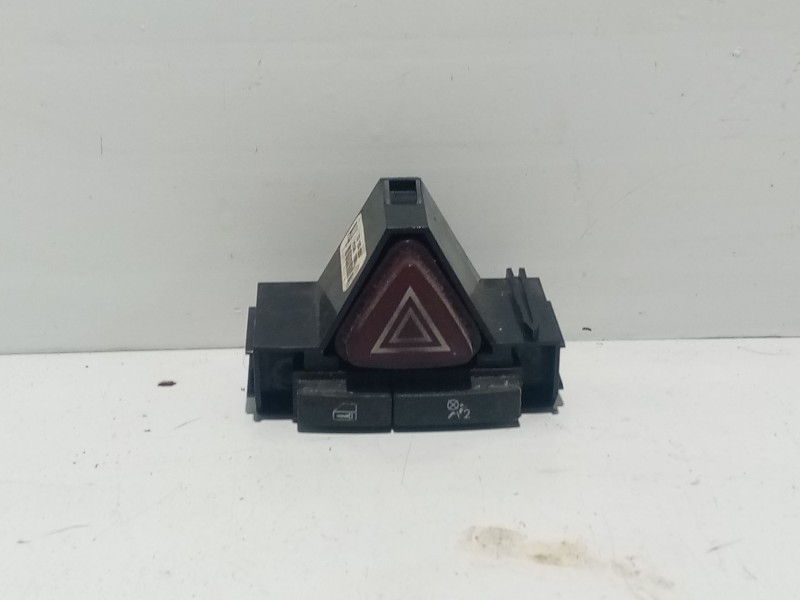 Recambio de warning para opel corsa d referencia OEM IAM 13189529  