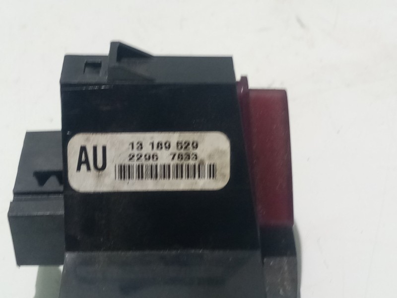 Recambio de warning para opel corsa d referencia OEM IAM 13189529  