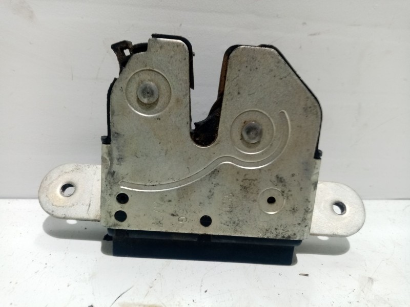 Recambio de cerradura maletero / porton para opel corsa d referencia OEM IAM 55701971  