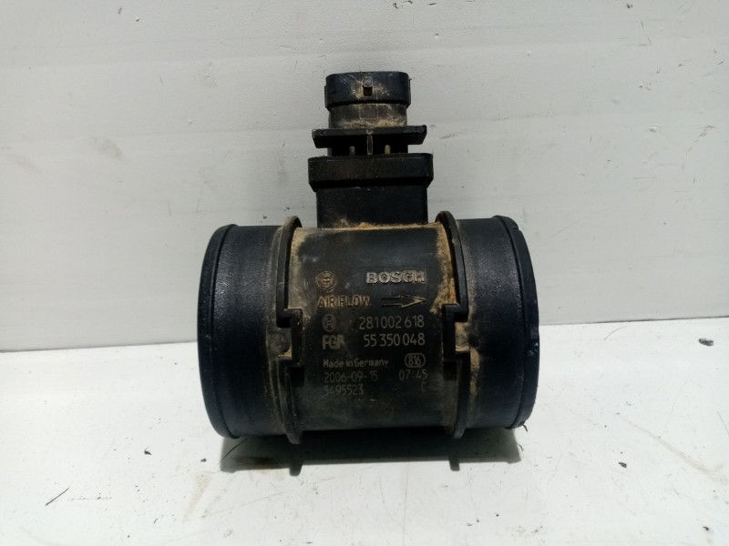 Recambio de caudalimetro para opel corsa d referencia OEM IAM 281002618  55350048