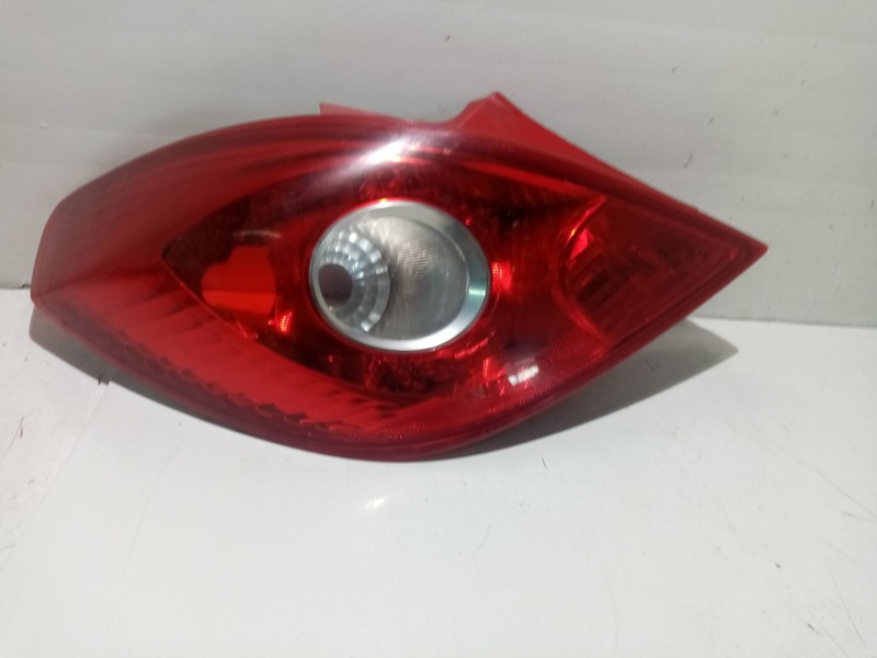 Recambio de piloto trasero izquierdo para opel corsa d referencia OEM IAM 89037367  