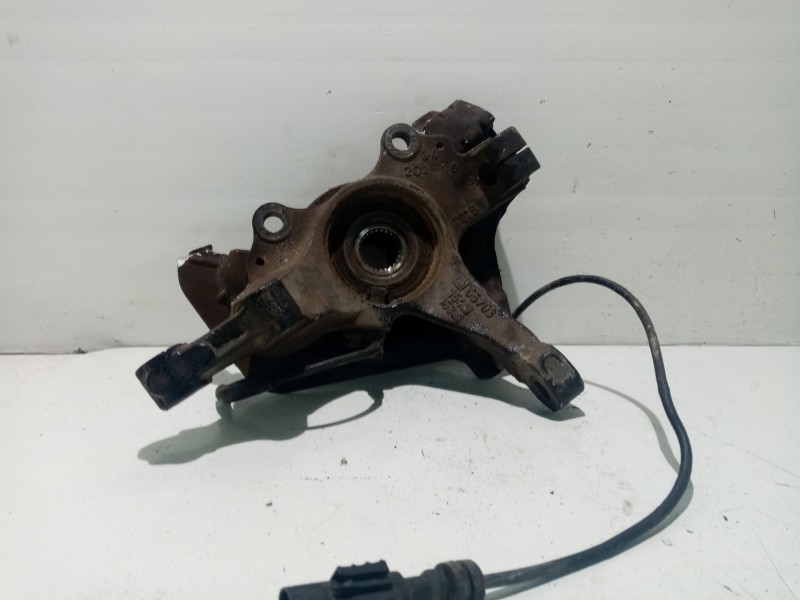 Recambio de mangueta delantera izquierda para opel corsa d referencia OEM IAM 55703154  55703163
